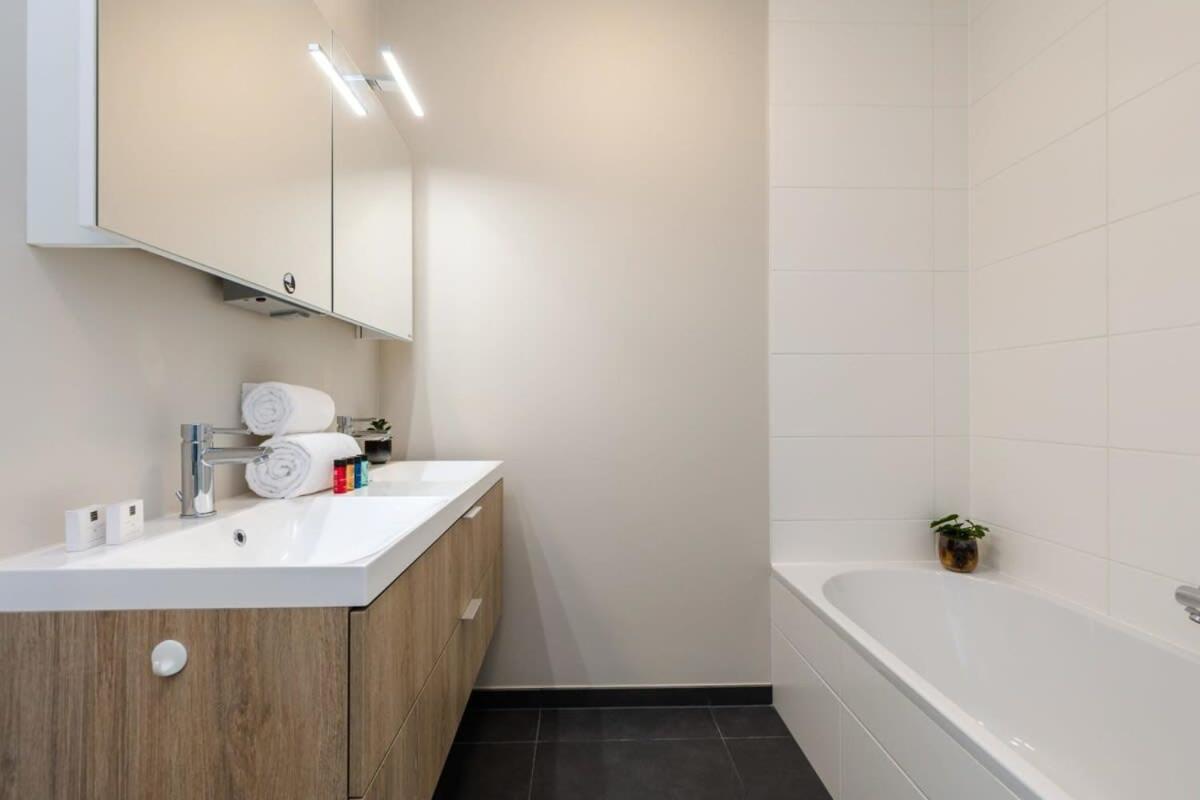 Huswell - Lovely Apartment With Terrace And Sea View Ostende Exterior foto