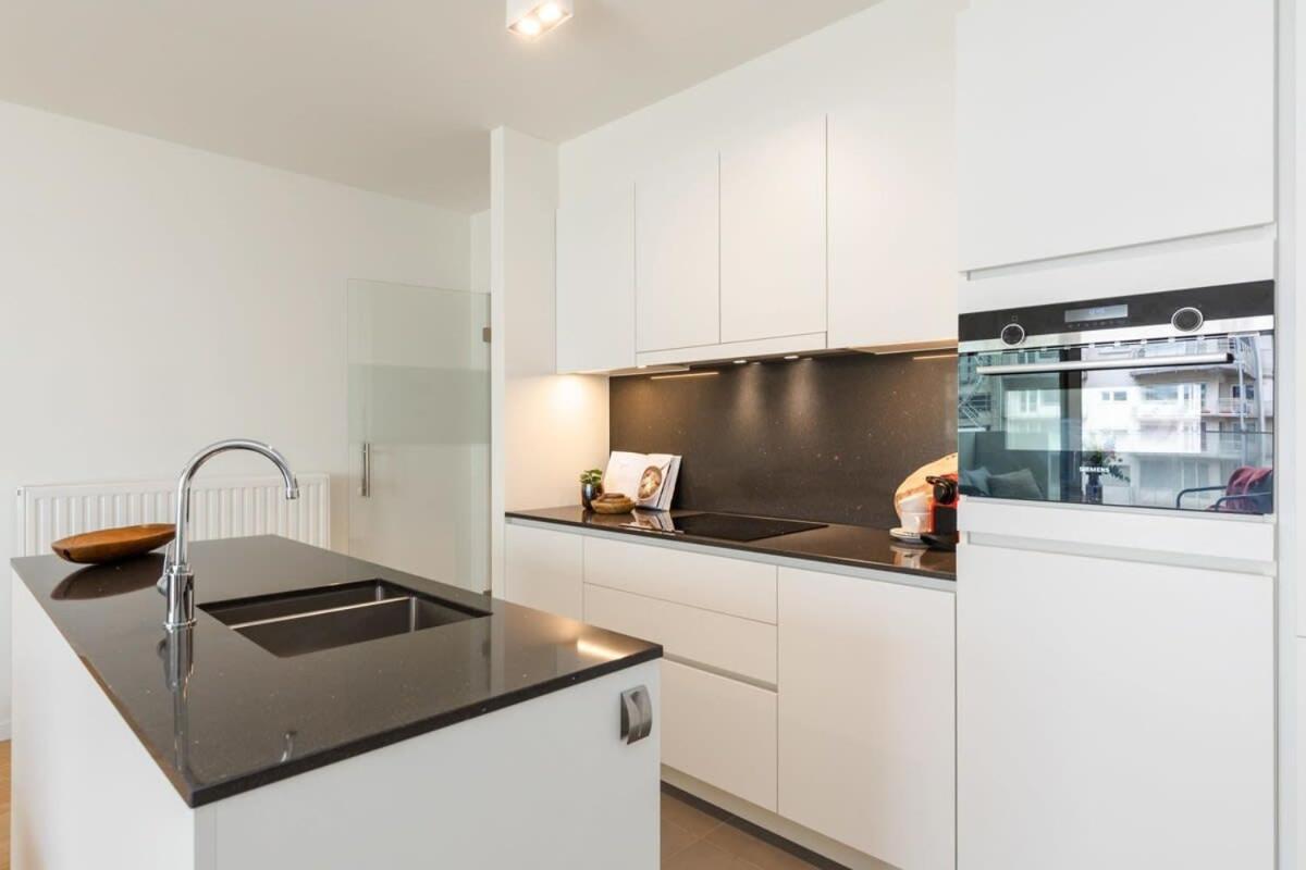 Huswell - Lovely Apartment With Terrace And Sea View Ostende Exterior foto